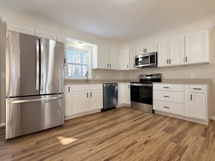 Property Photo:  131 Route 13  NH 03033 