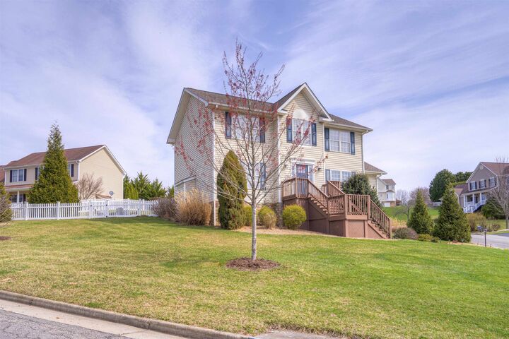 Property Photo:  735 George Edward Viaduct  VA 24073 