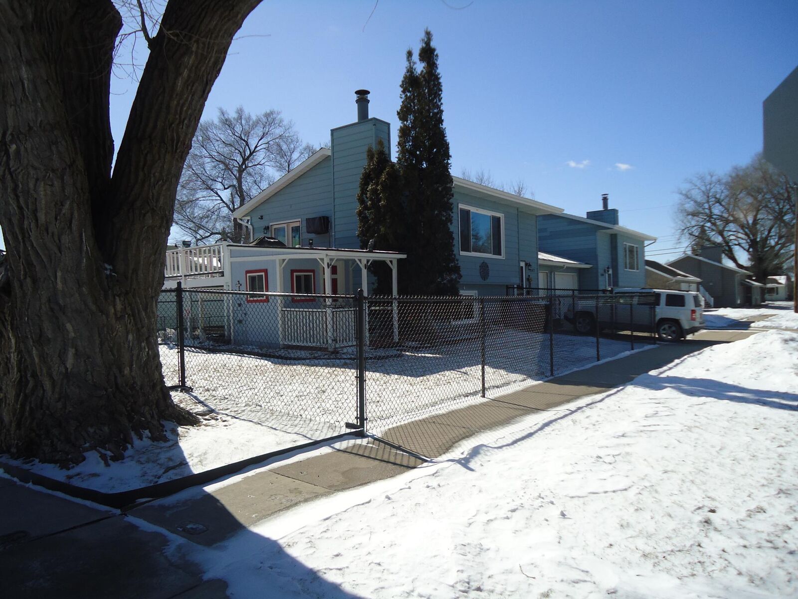 Property Photo:  1502 S 16th Avenue S  ND 58103 