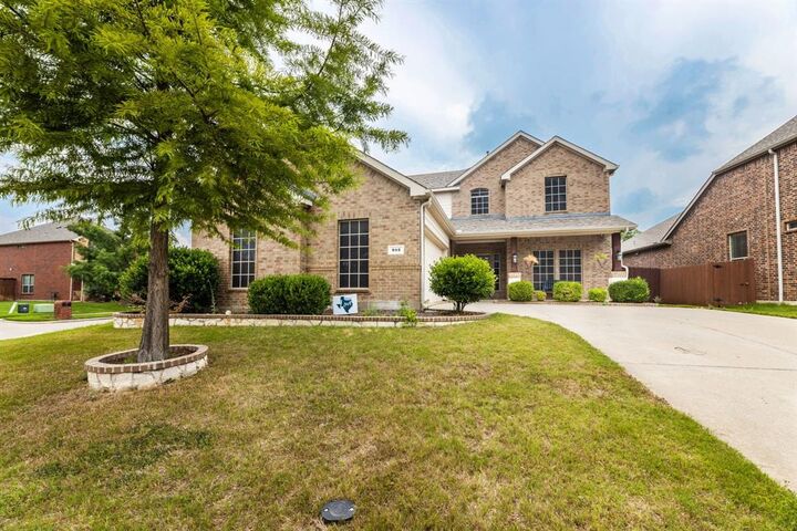 Property Photo:  912 Boerne Street  TX 75072 