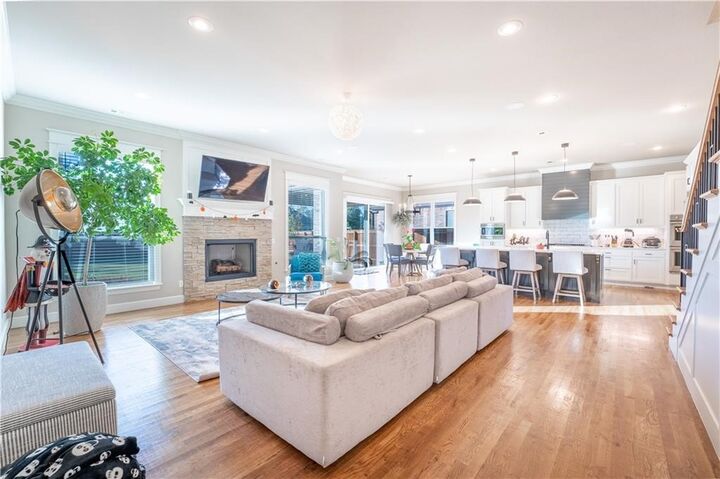 Property Photo:  417 NE Royce Loop  AR 72712 