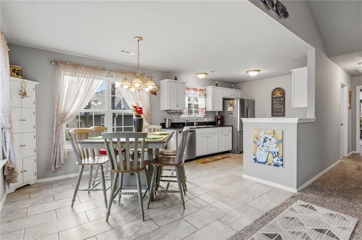 Property Photo:  3 Roddam Lane  AR 72715 