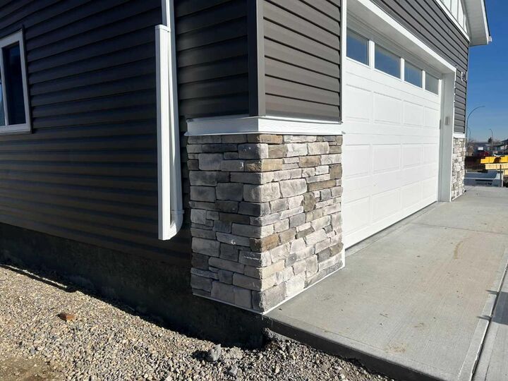 Property Photo: 2017 30 Avenue AB T0L 1R0