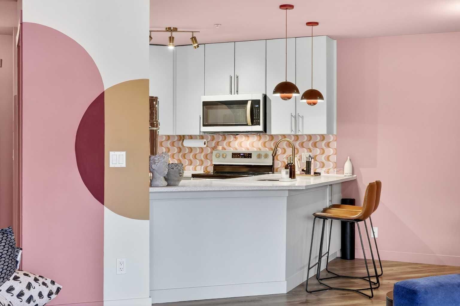 Property Photo:  25 Richard Place SW 218  AB T3E 7N1 