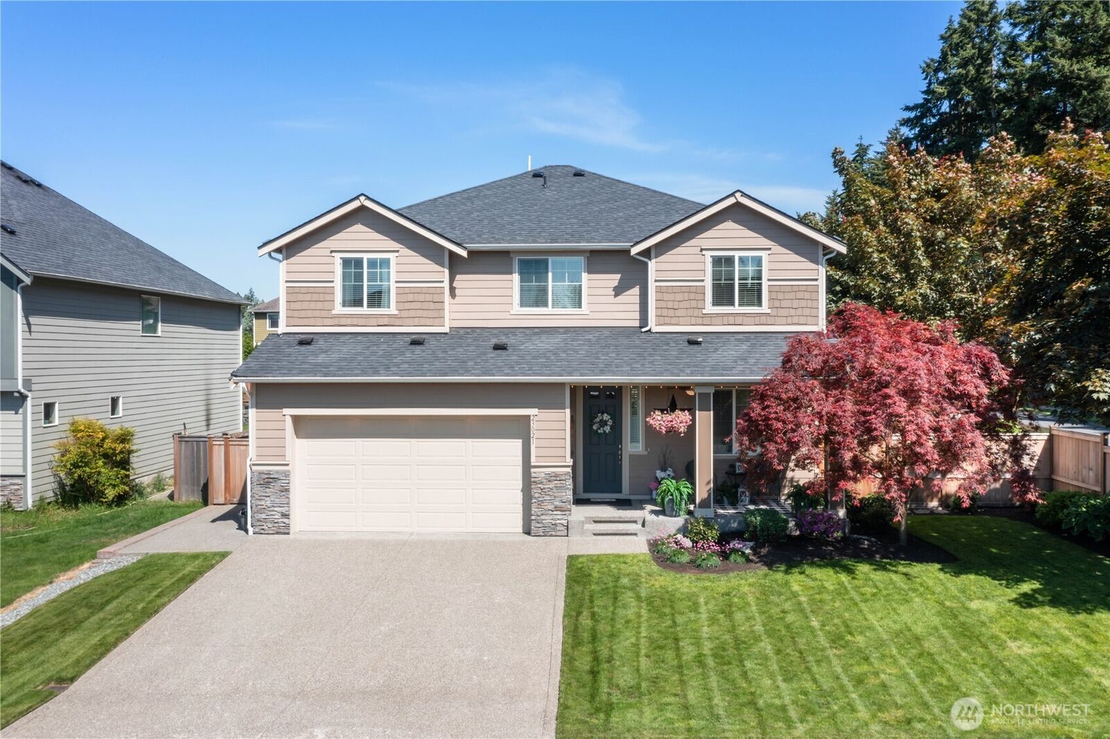 Property Photo:  23021  81st Avenue Ct E  WA 98338 