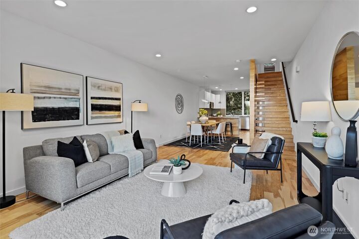 Property Photo: 3609 N Whitman Ave WA 98103