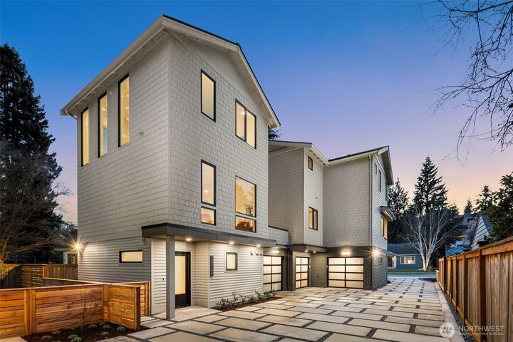 Property Photo: 2844 35th Avenue W B WA 98199
