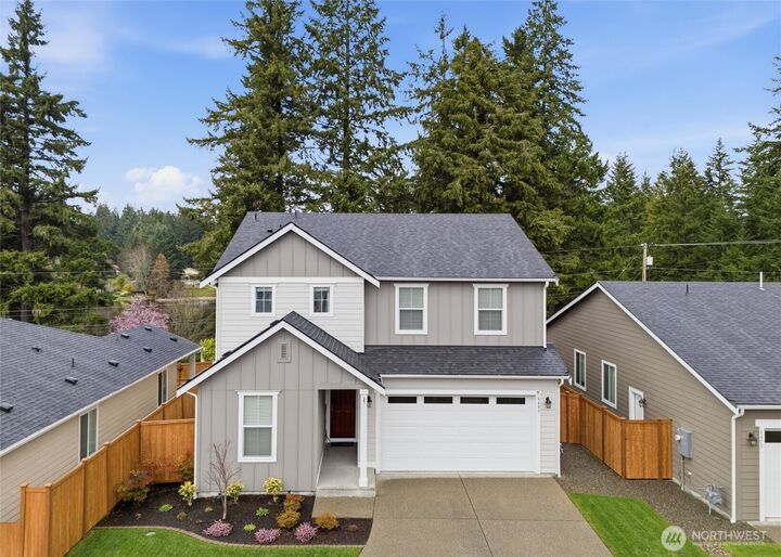 Property Photo:  6457  Seaglass Avenue SE  WA 98367 