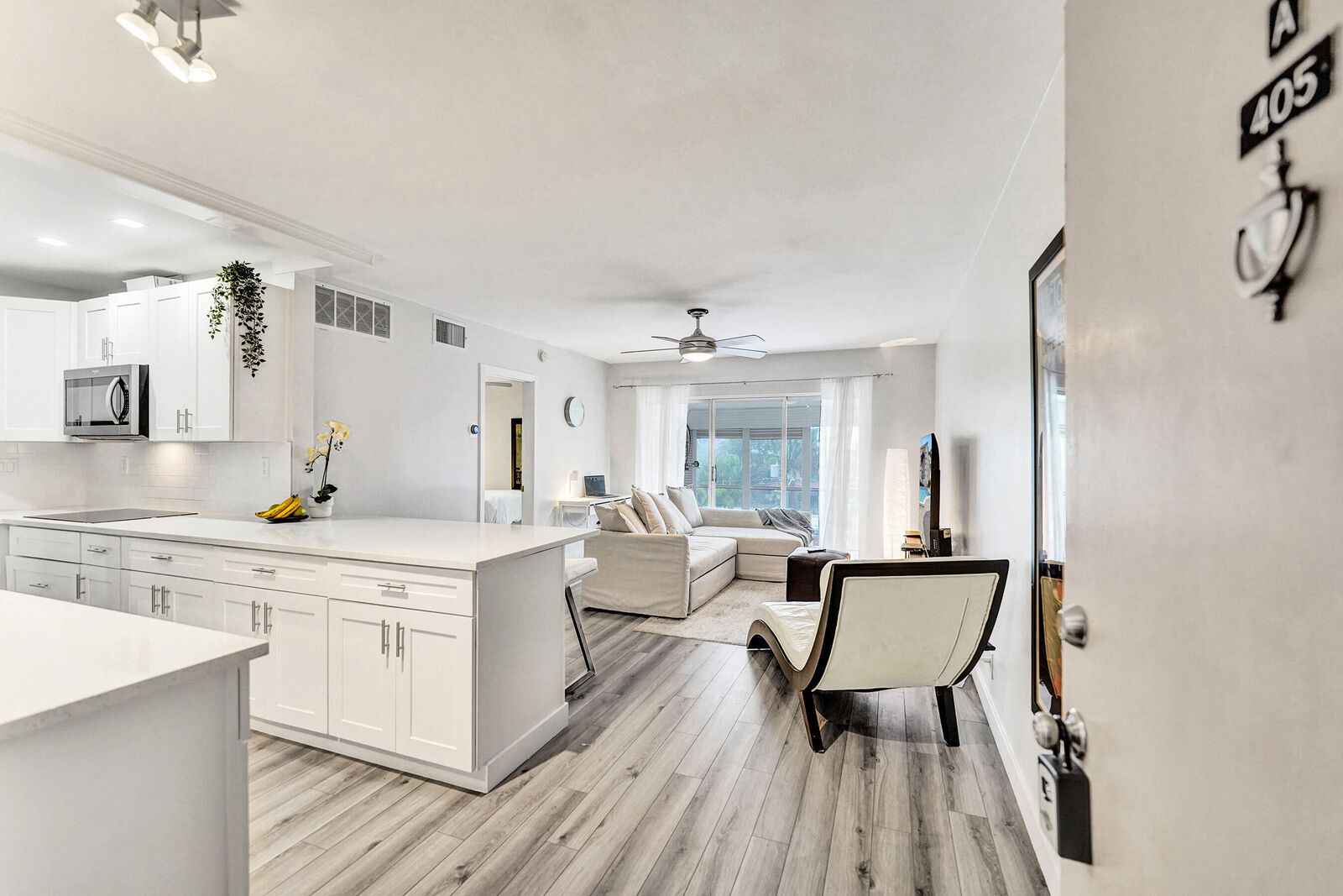 Property Photo: 3040 NE 16th Avenue A405 FL 33334