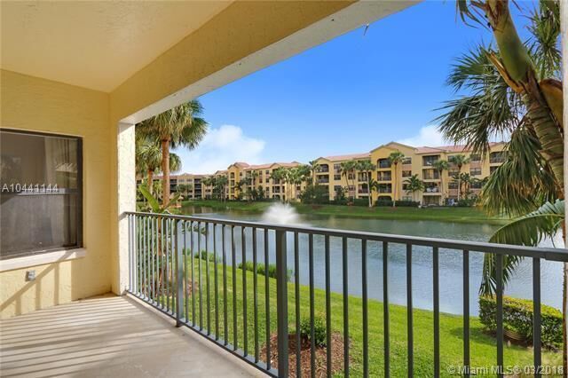 Property Photo: 100 Uno Lago Drive 205 FL 33408