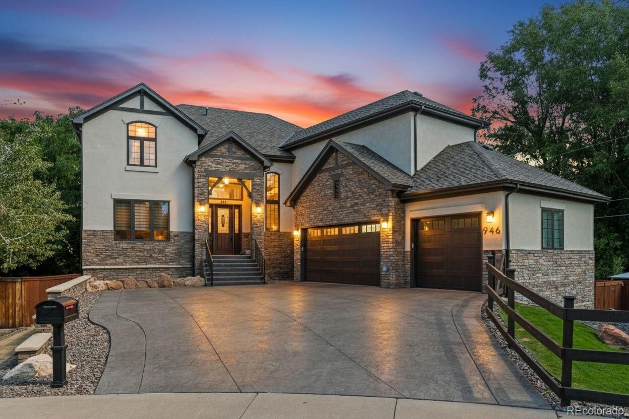 Property Photo:  946 S Fulton Street  CO 80247 