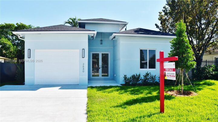 Property Photo:  2640 NW 3rd St  FL 33069 