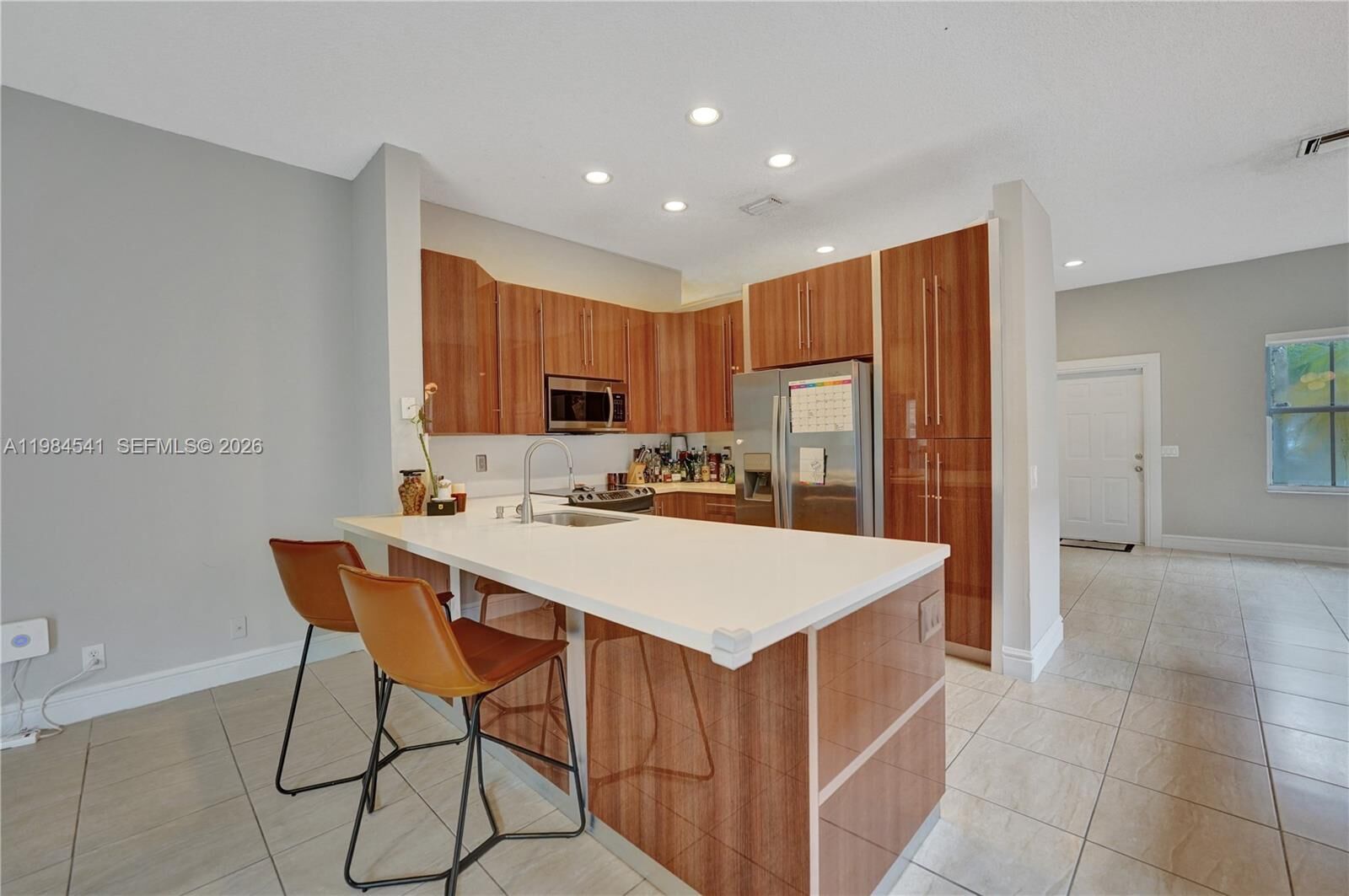 Property Photo:  930 Bluewood Ter  FL 33327 