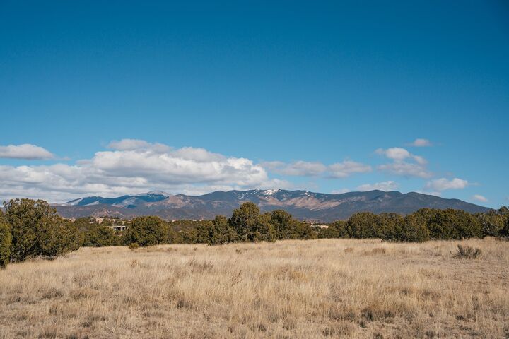 Property Photo:  27 Tierra Antigua  NM 87506 