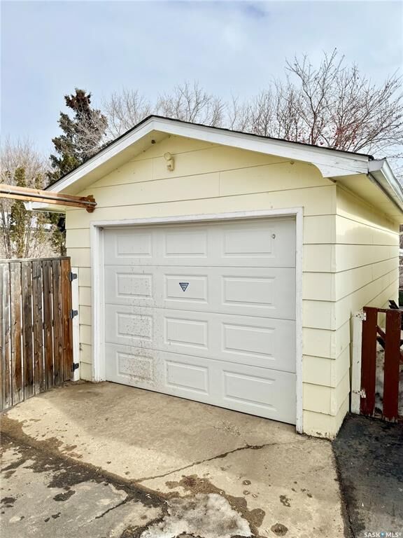 Photo de la propriété:  2610 Morton Road  SK S6V 6A9 