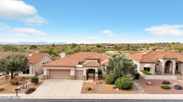 Property Photo:  2084 E Bighorn Mountain  AZ 85755 