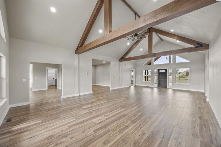 Property Photo:  6133 S Moore Rd  WA 99350 