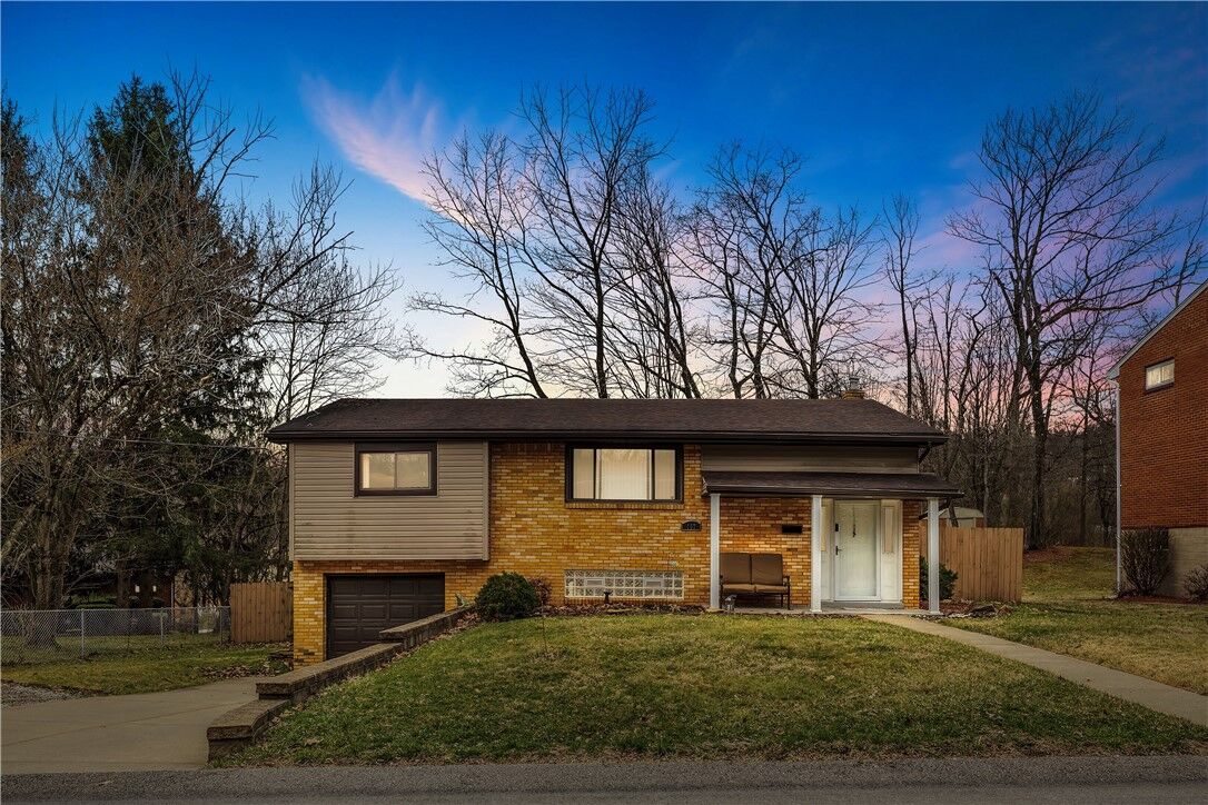 Property Photo:  107 Yosemite Dr  PA 15235 