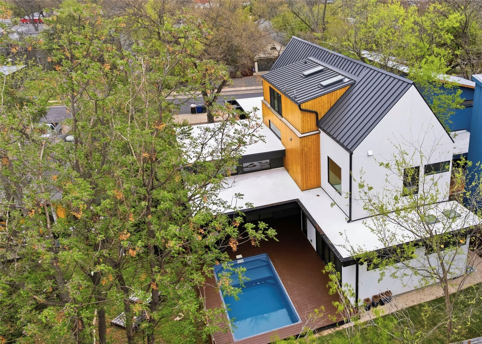 Property Photo:  2306 S 2nd Street  TX 78704 
