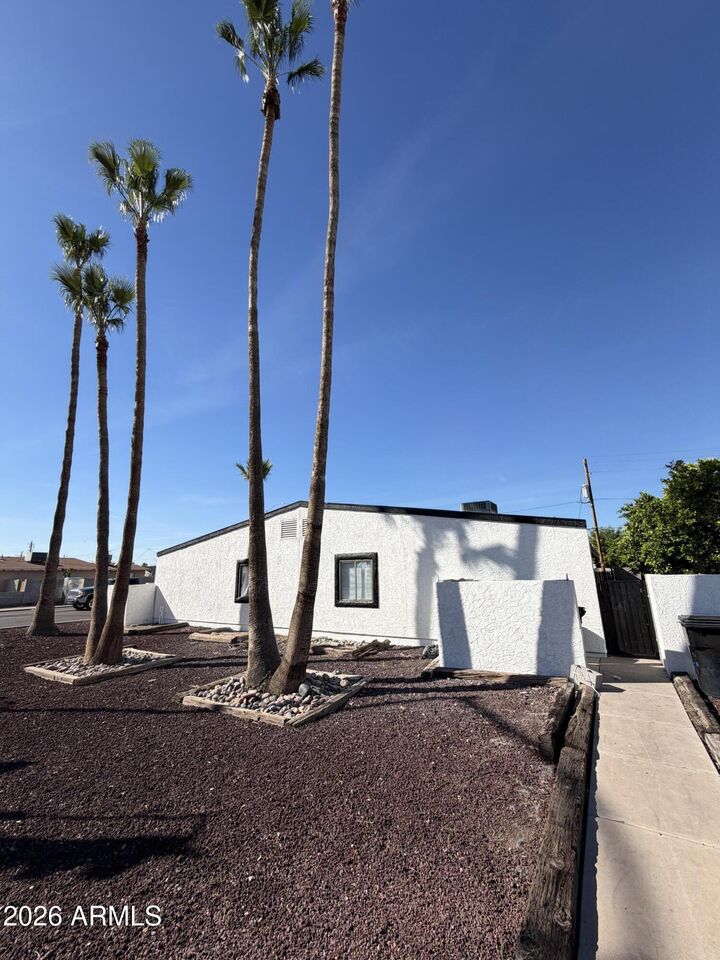 Property Photo:  82 W Southern Avenue  AZ 85210 