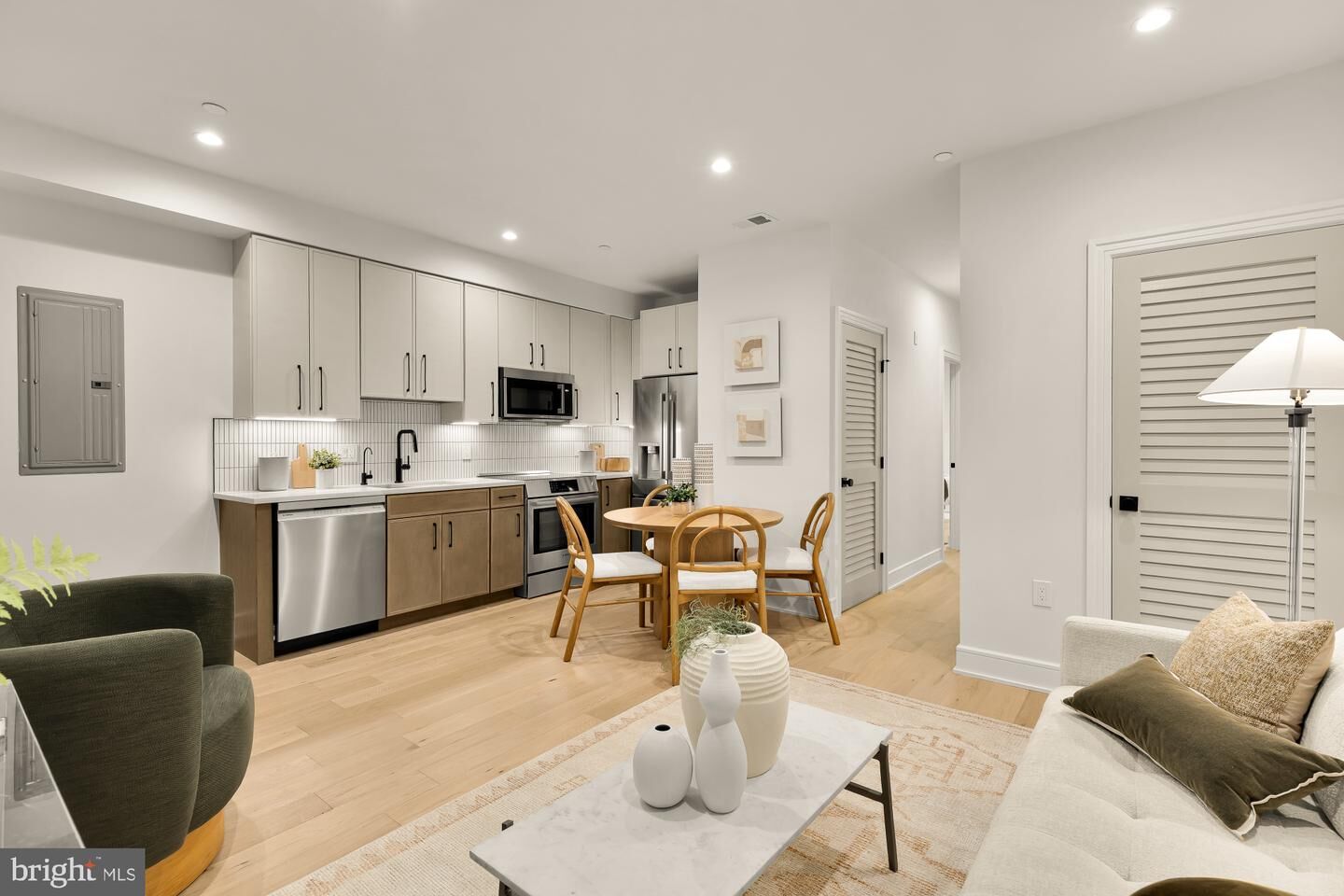 Property Photo: 1463 Harvard Street NW 5 DC 20009