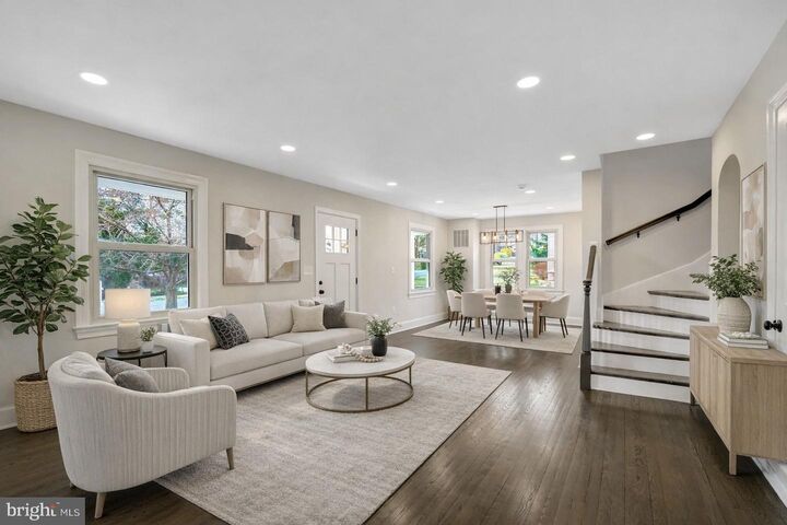 Property Photo:  2820 Franklin Street  VA 22306 