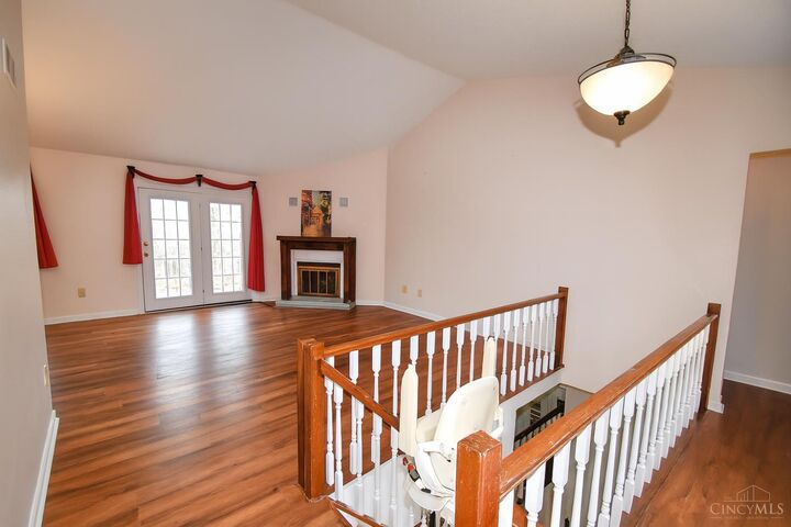 Property Photo: 1 St James Court OH 45014