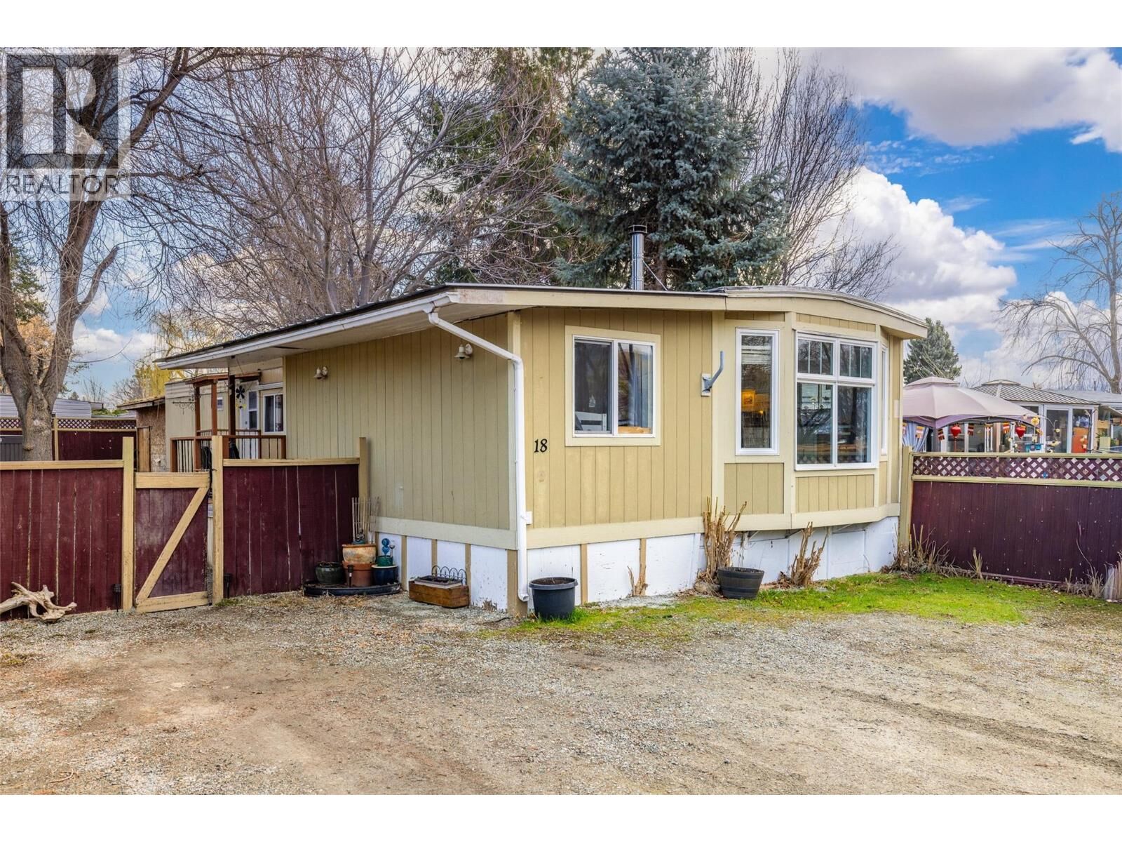 Property Photo: 2065 Boucherie Road 18 BC V4T 2A7