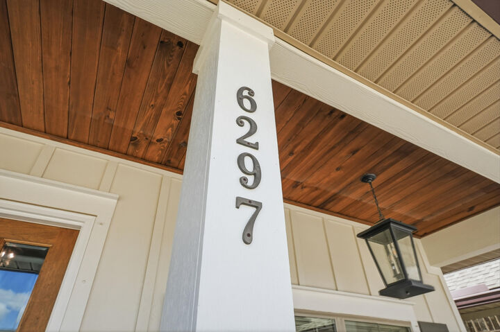 Property Photo: 6297 Howie Way FL 32571