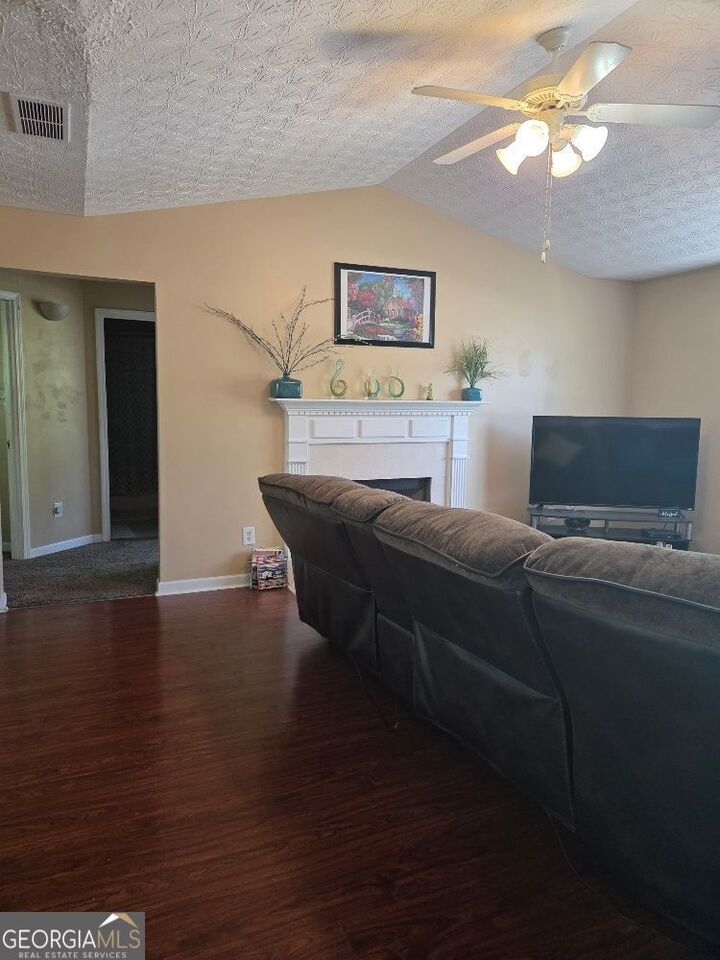 Property Photo:  35 Pembroke Place  GA 30016 