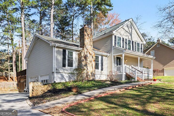 Property Photo:  315 Laurel Lane  GA 30076 