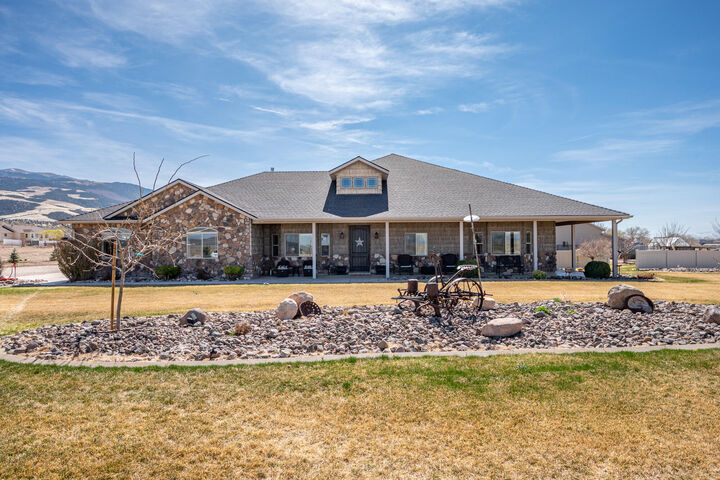 Property Photo:  1356 E 5200 N  UT 84721 