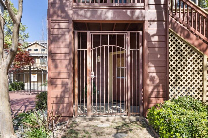 Property Photo:  1237 Kondos Avenue  CA 95814 