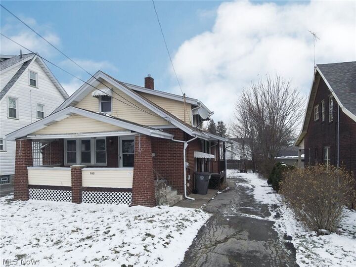 Property Photo:  105 Manchester Avenue  OH 44509 
