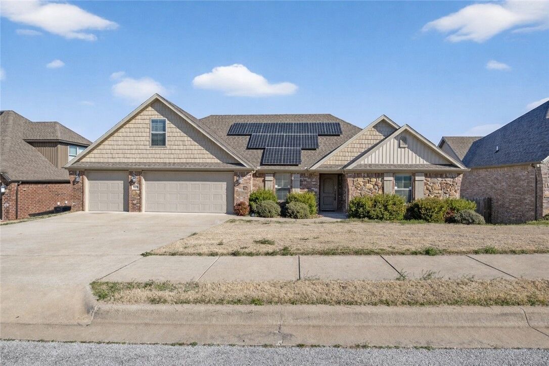 Property Photo:  1630 Abbey Lane  AR 72719 