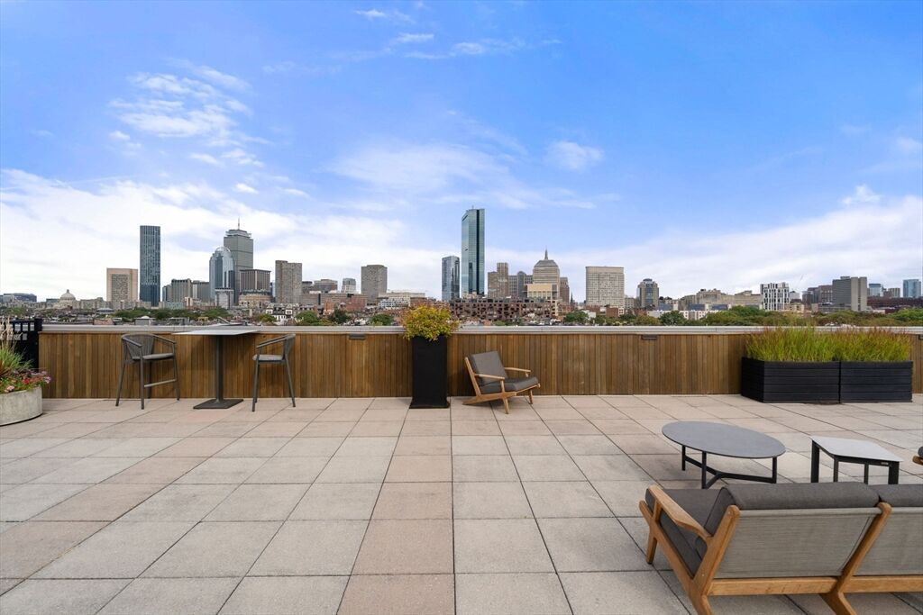 Property Photo:  23 Bradford St 201  MA 02118 