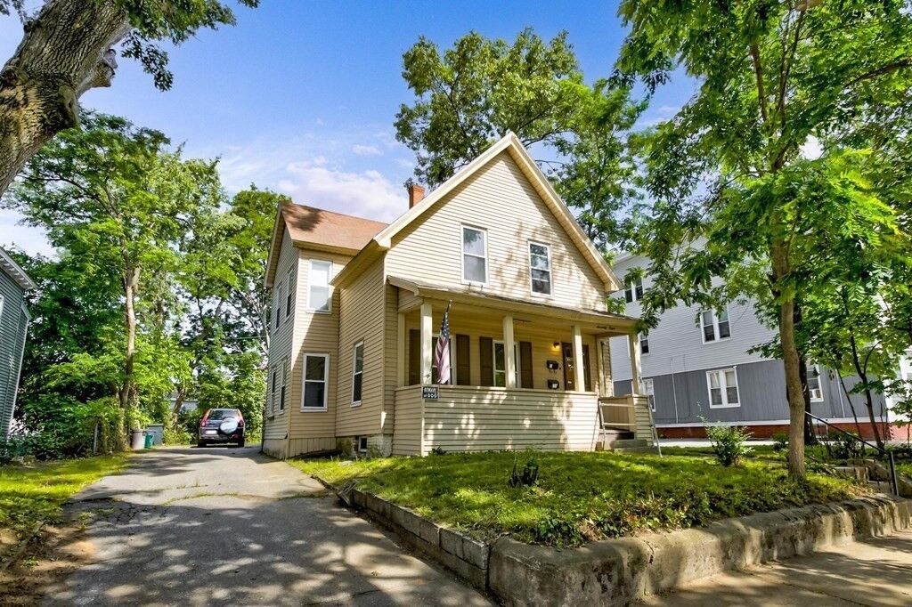 Property Photo:  78 Birch St 1  MA 01603 