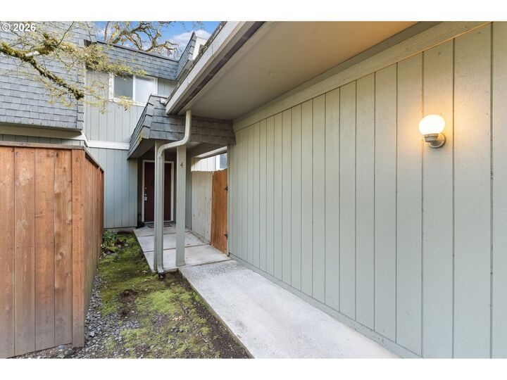 Property Photo:  1500 Norkenzie Rd 4  OR 97401 
