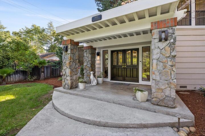 Property Photo:  892 Saint Joseph Avenue  CA 94024 