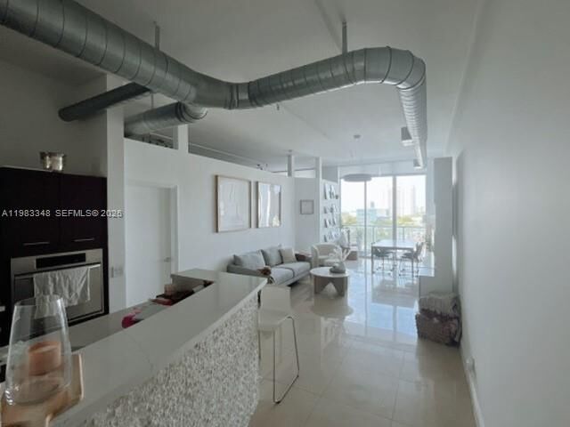 Property Photo: 3029 NE 188th St 822 FL 33180