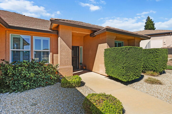 Property Photo:  878 Coggins Street  CA 96003 