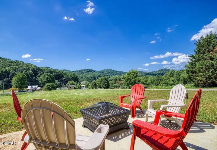 Property Photo: 3136 Thomas Headrick Road TN 37862