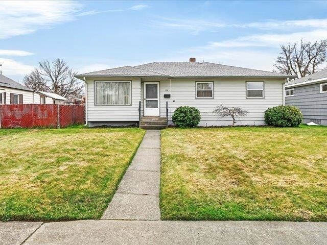 Property Photo:  114 E Sanson Ave  WA 99207 