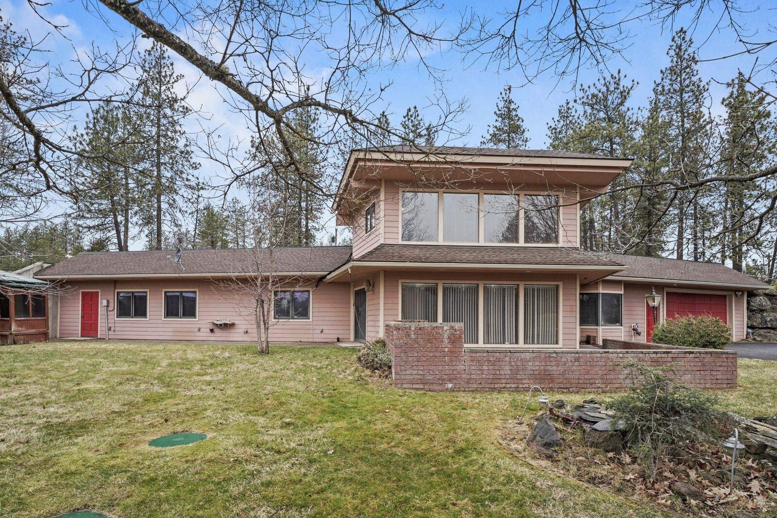 Property Photo:  15709 S Cheney Spokane Rd  WA 99004 