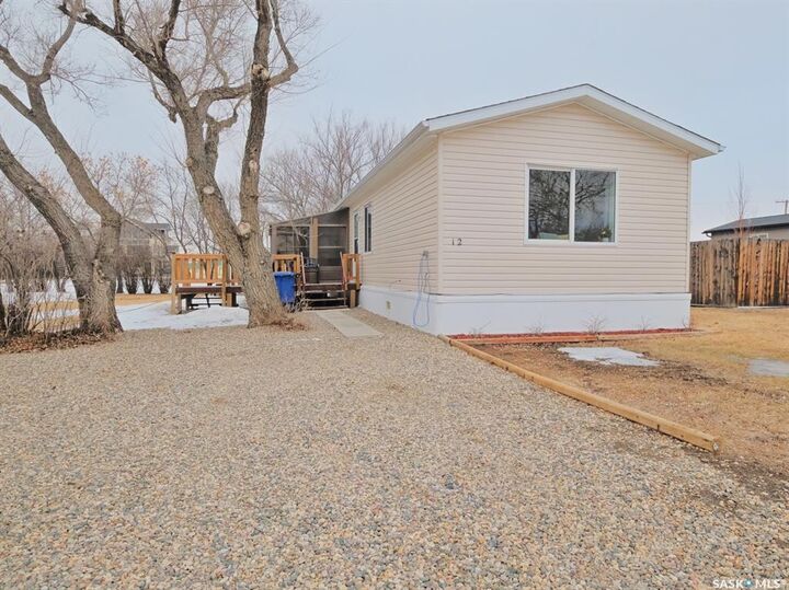 Property Photo:  12 Prairie View Crescent  SK S0L 2V0 