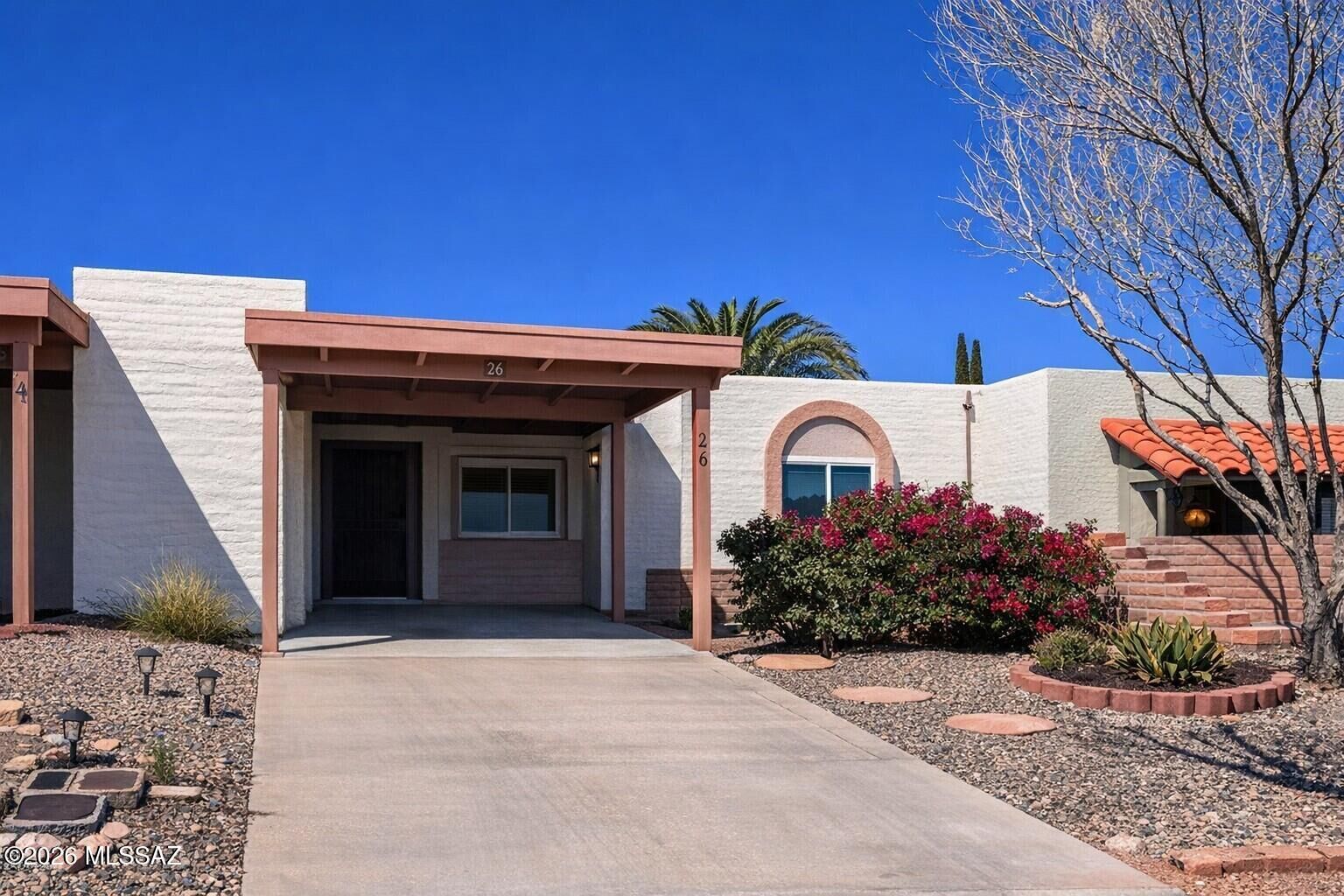 Property Photo:  26 W Calle Del Chancero  AZ 85614 
