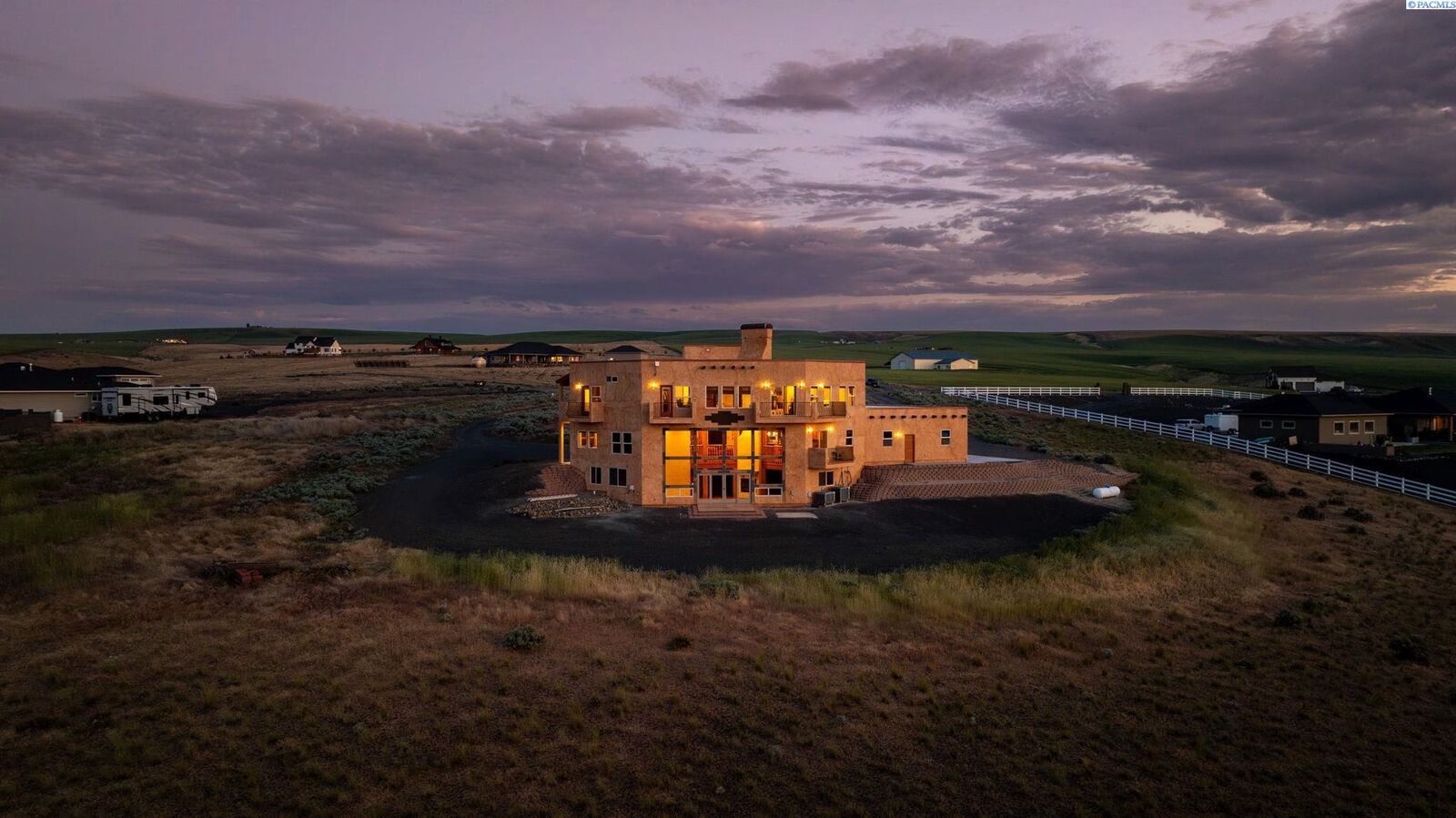 Property Photo:  34214 S Glenn Miller Road Pr SE  WA 99338 