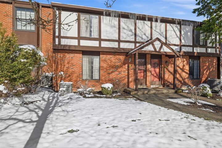 Property Photo:  612 Sewickley Heights Dr  PA 15143 