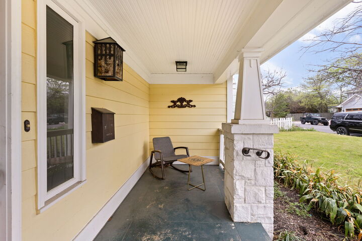 Property Photo:  811 E 46th Street  TX 78751 
