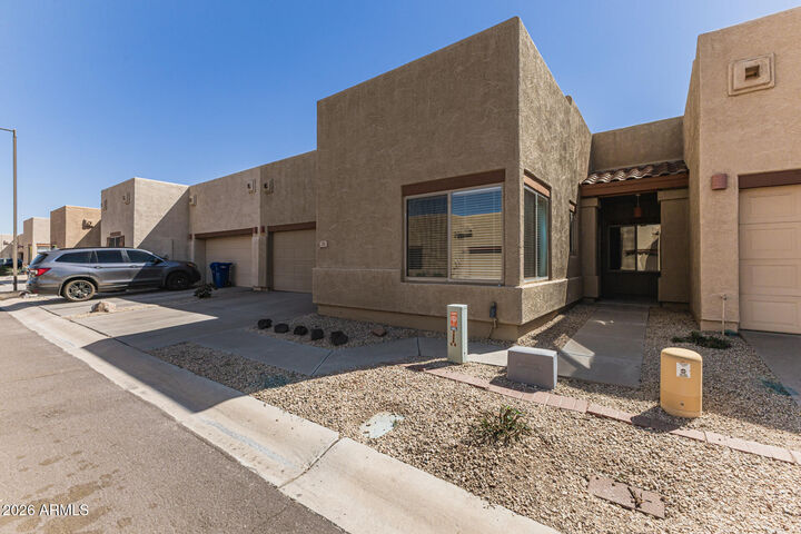 Property Photo:  1650 S Crismon Road 16  AZ 85209 